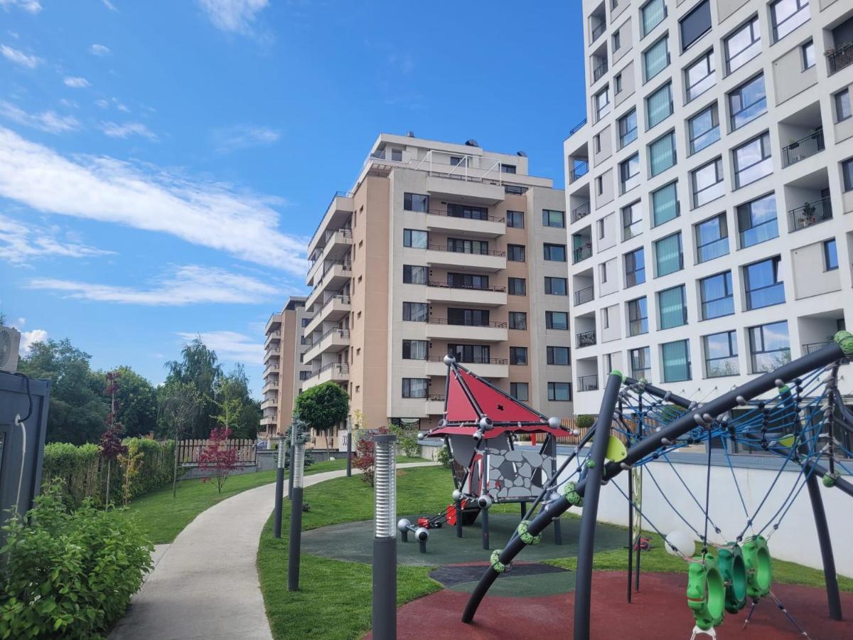 Apartment In Bucharest, Baneasa Green Area エクステリア 写真